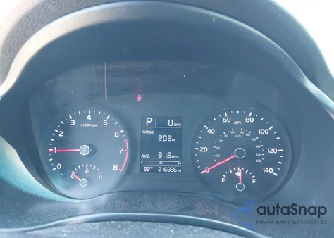 2018 Kia Rio Lx z USA, uszkodzony, nr VIN 3KPA25AB8JE074660